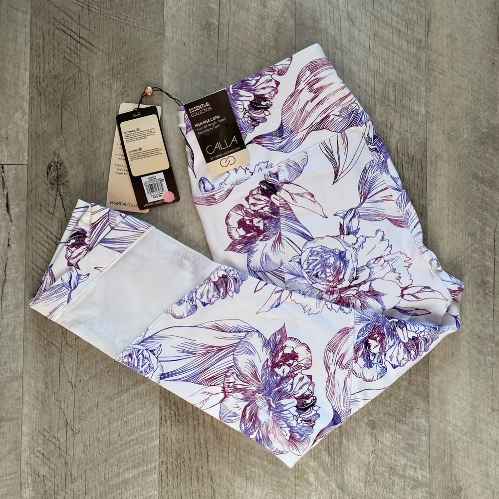 M Calia Capri Leggings, NWT